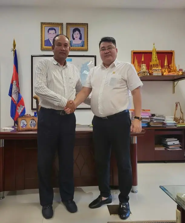 Gặp gỡ đối tác quốc tế